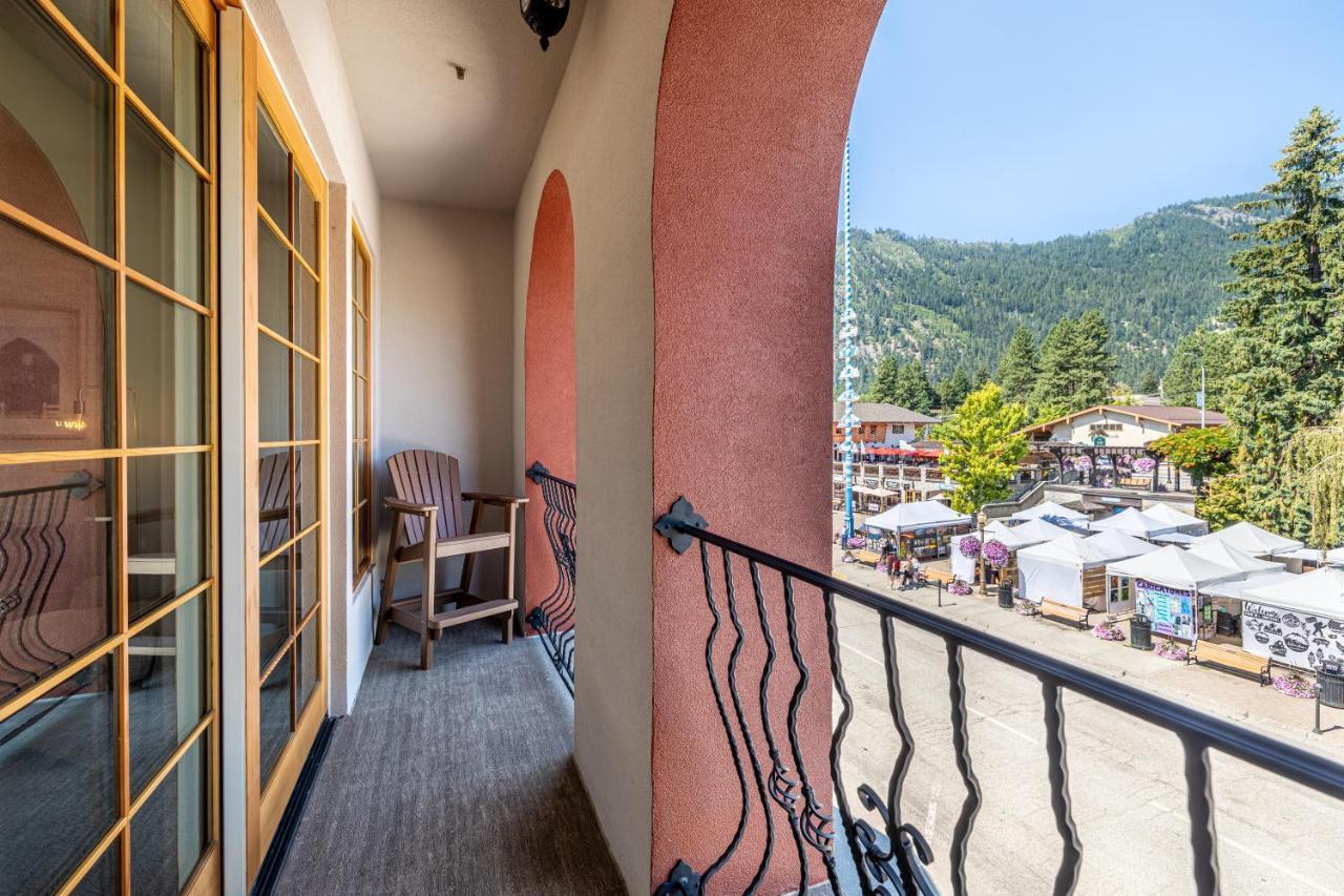 Alpen Dorf Pension Левънуърт Екстериор снимка